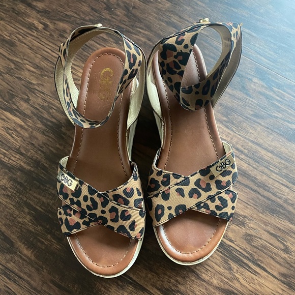 GBG Los Angeles Shoes - GBG Cheetah Platform Sandal